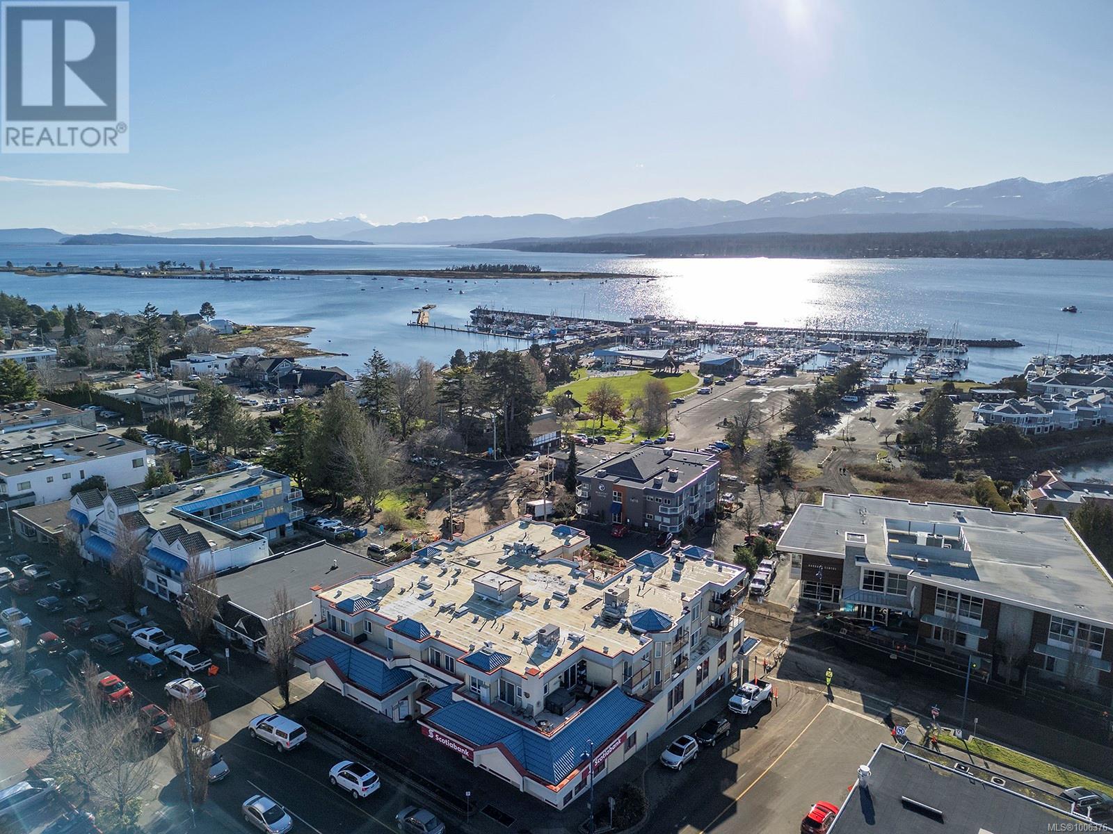 303 1811 Comox Ave, comox, British Columbia