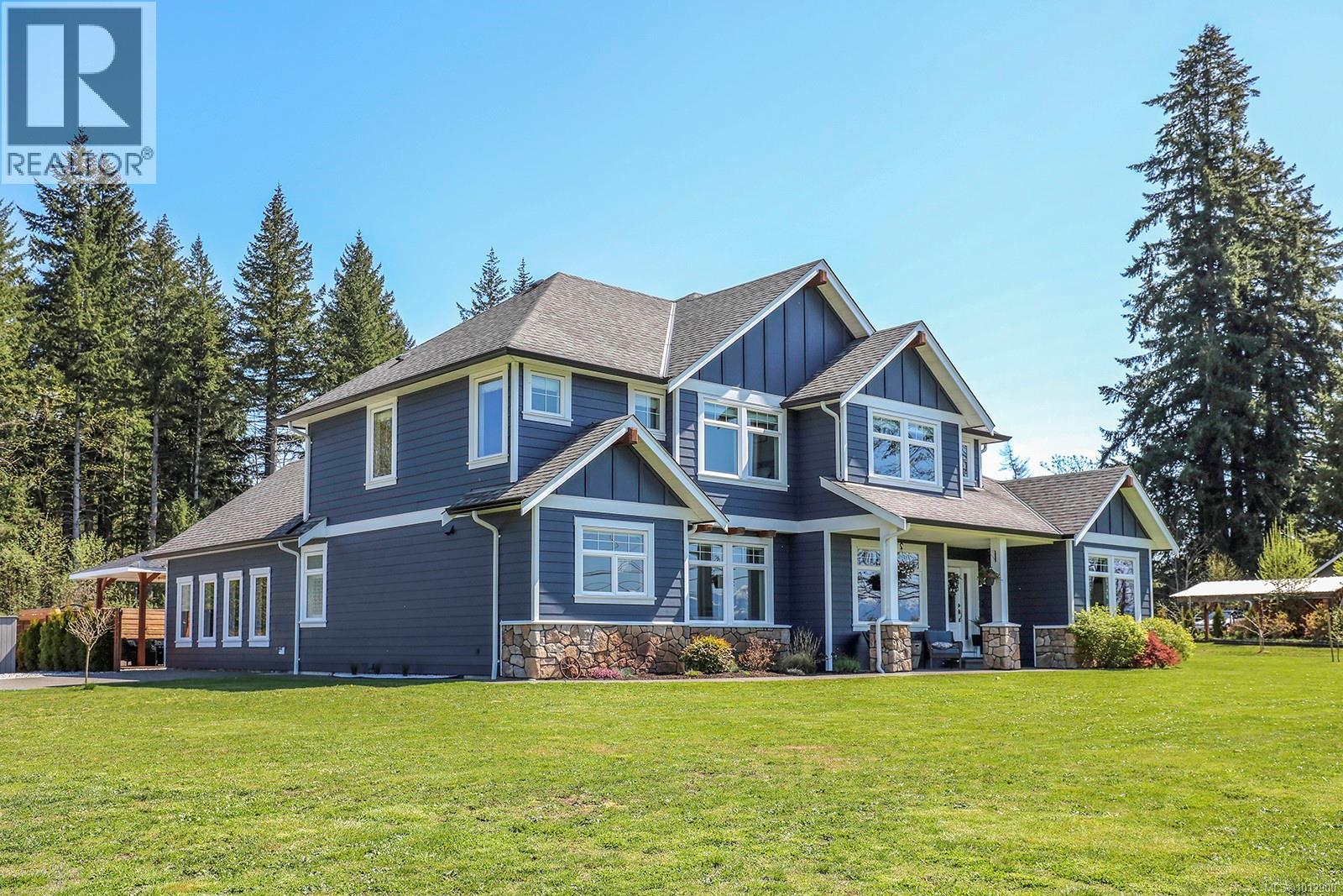 2495 Graham Rd, courtenay, British Columbia