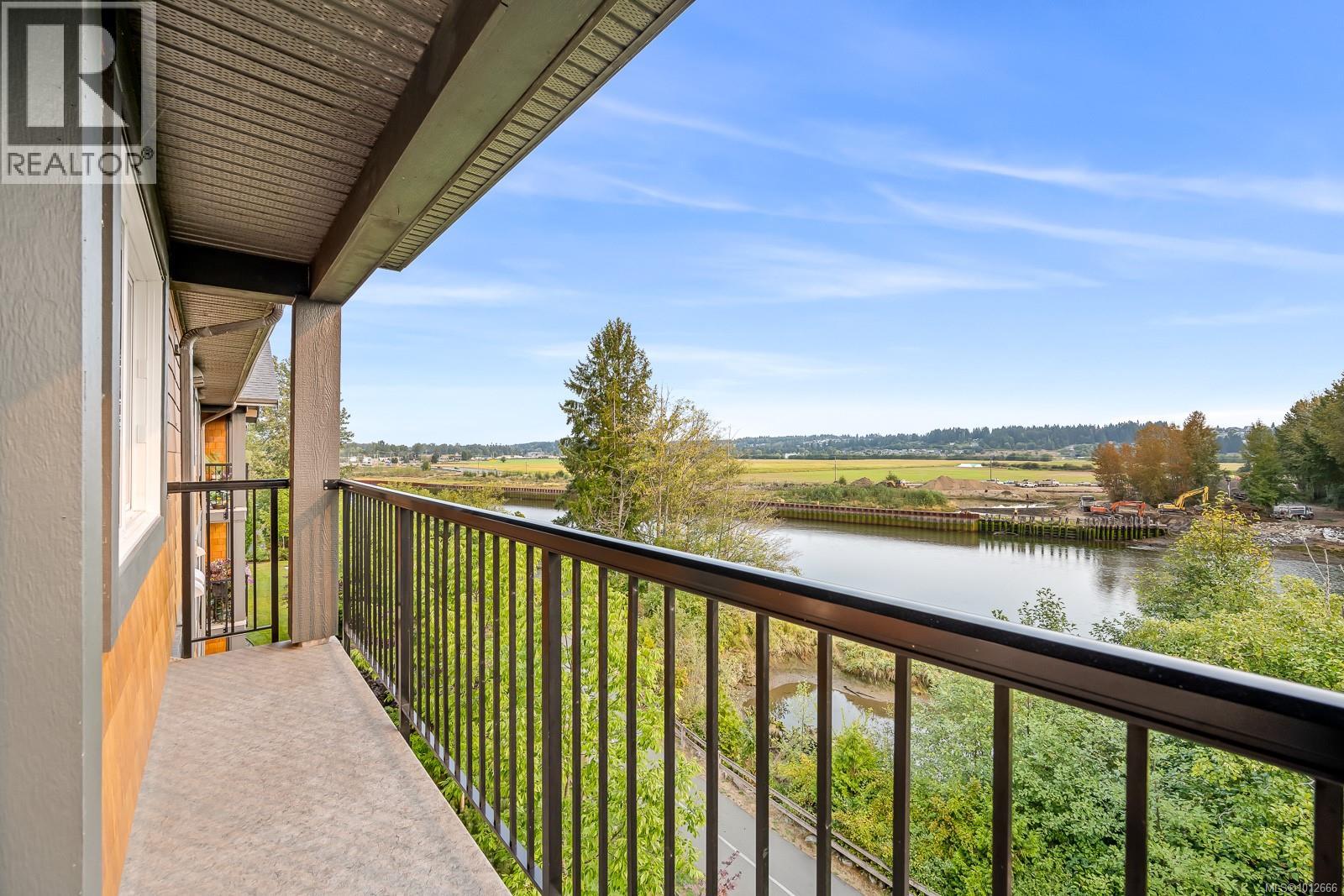 411 1944 Riverside Lane, courtenay, British Columbia