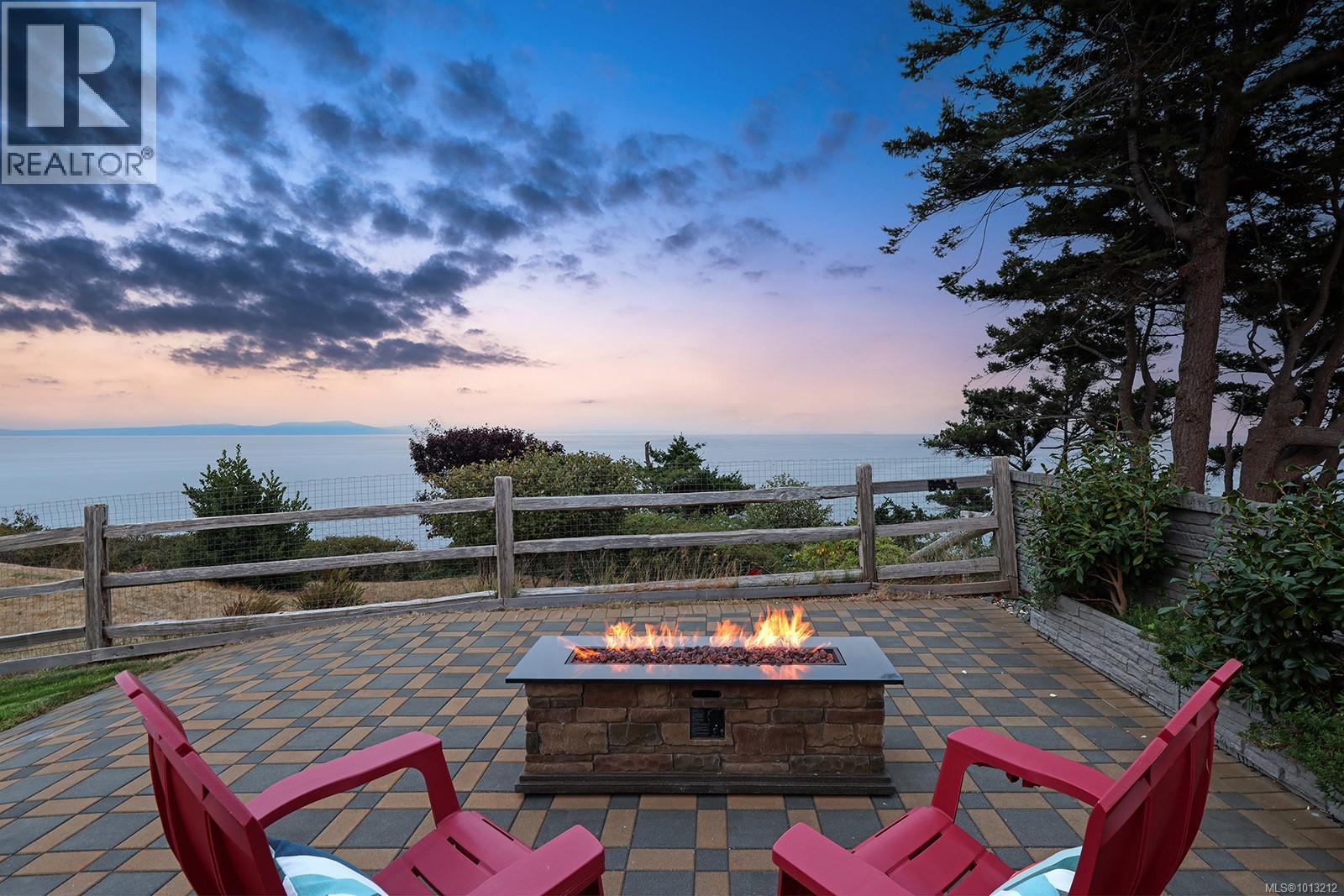 200 Connemara Rd, comox, British Columbia