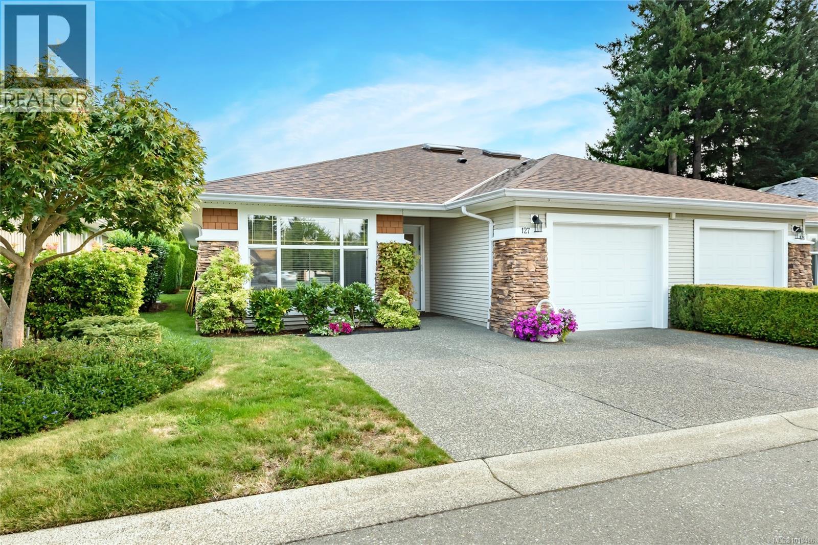 127 1919 St. Andrews Pl, courtenay, British Columbia