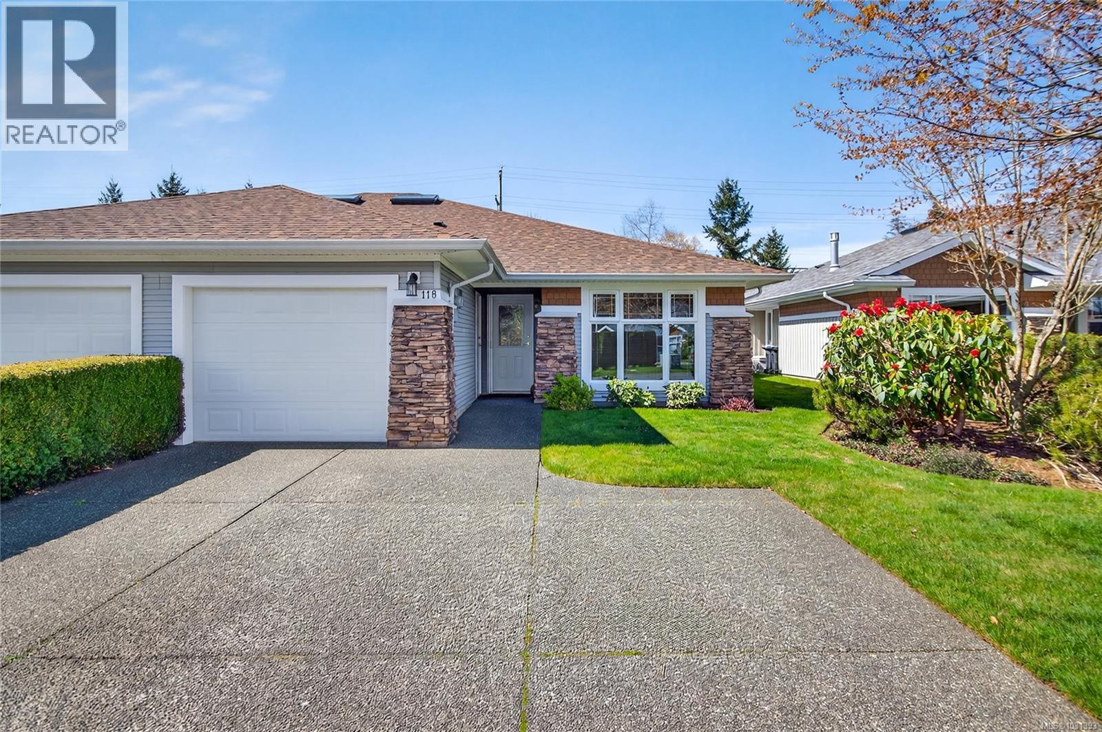 118 1919 St. Andrews Pl, courtenay, British Columbia