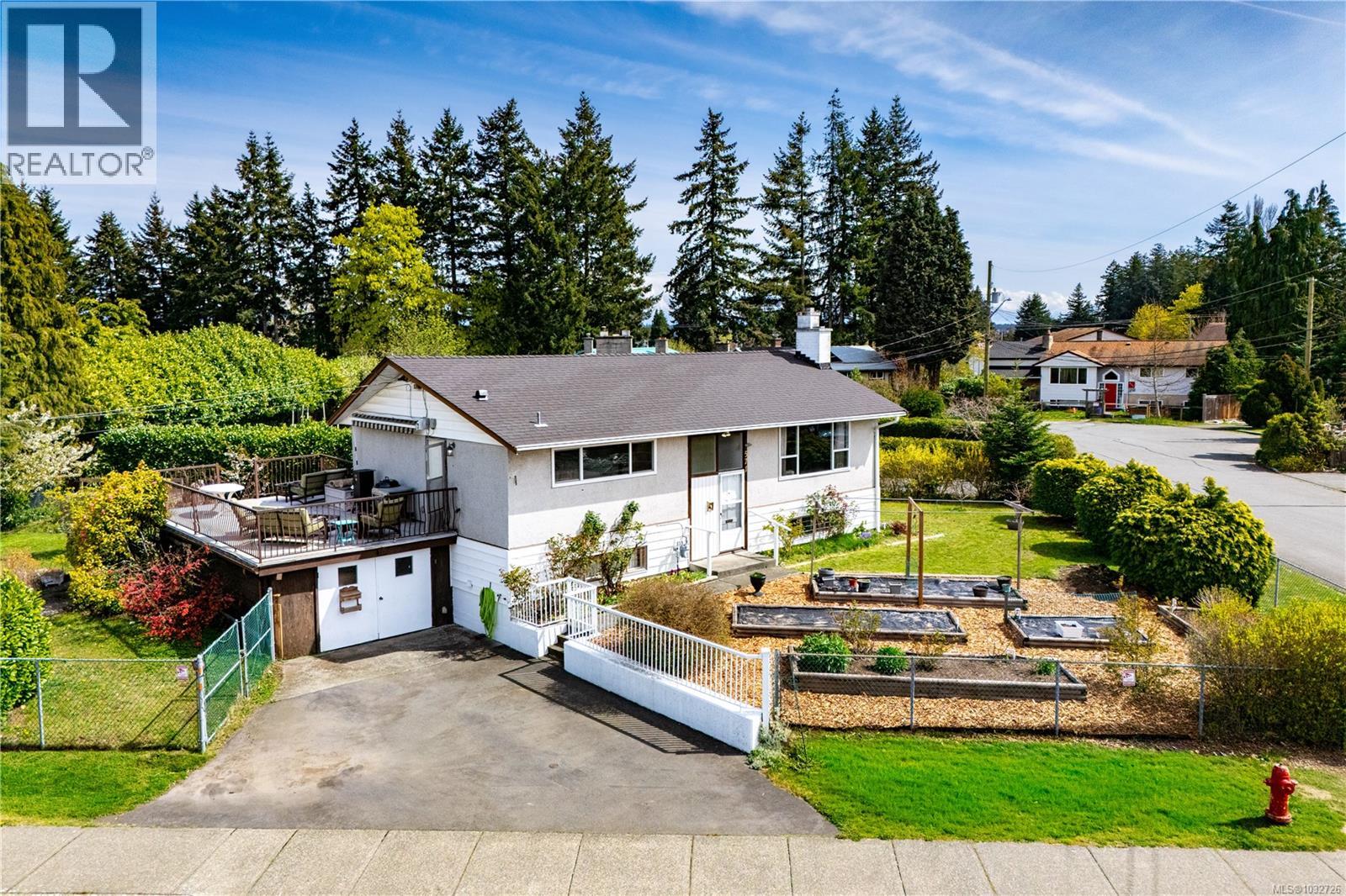 571 Maria Grove, campbell river, British Columbia