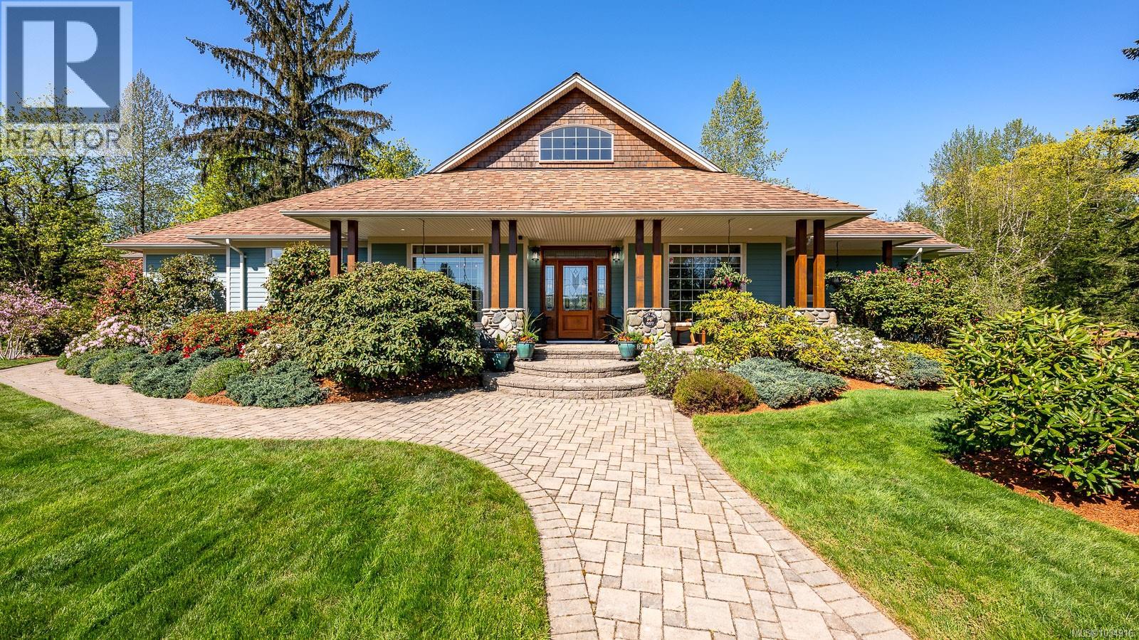 6077 Todd Rd, courtenay, British Columbia