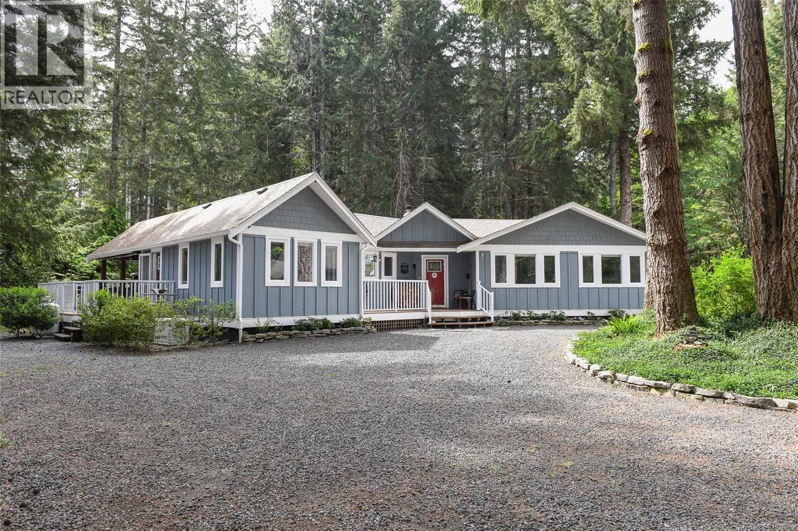 325 Bates Dr, fanny bay, British Columbia