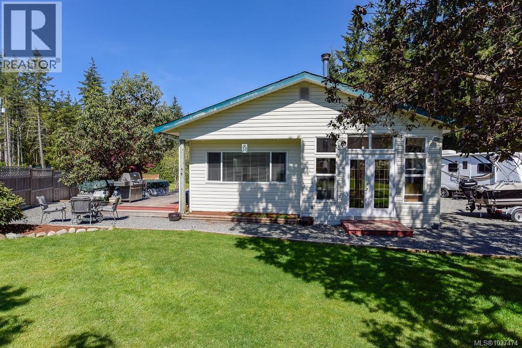 1864 Bates Rd, courtenay, British Columbia