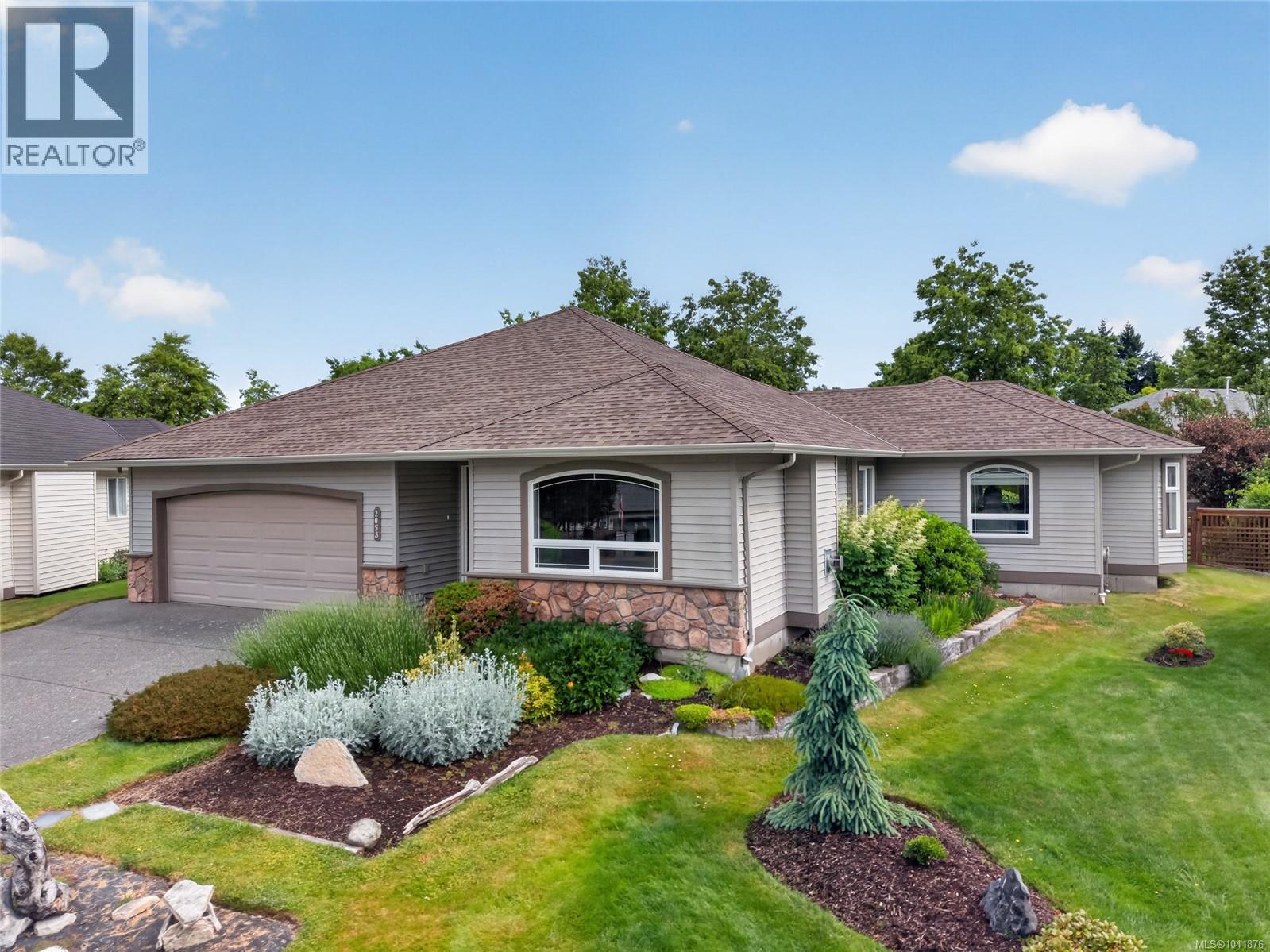 2053 Nevis Pl, courtenay, British Columbia
