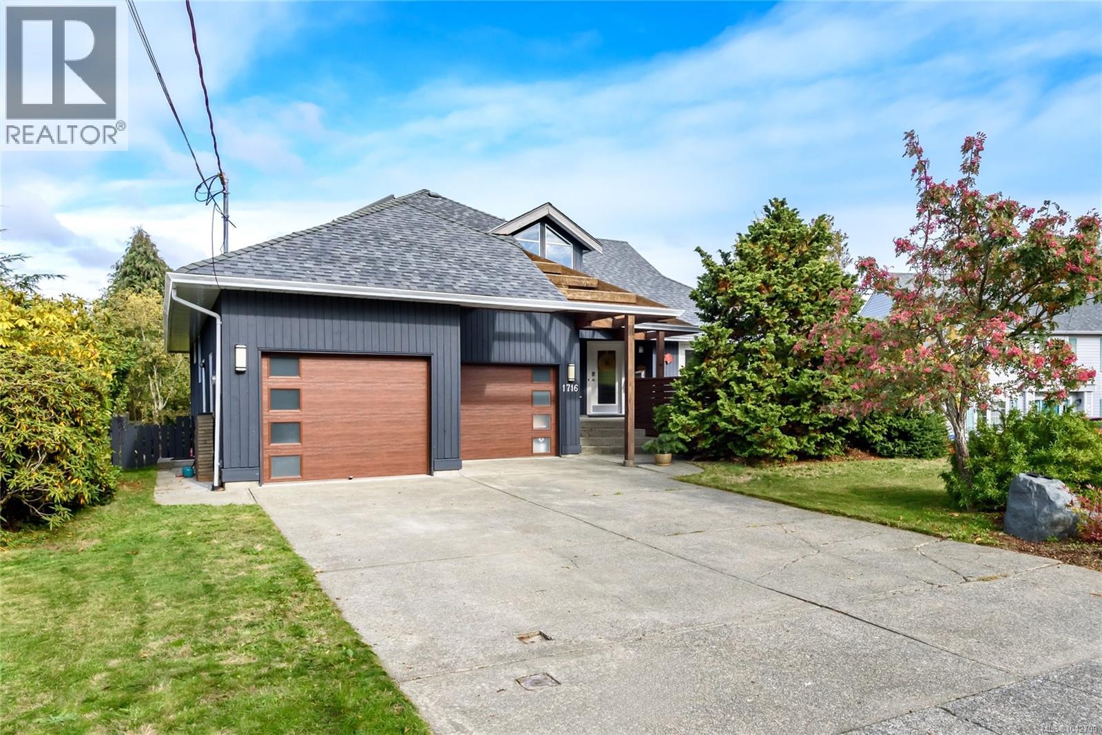 1716 Tofino Pl, comox, British Columbia