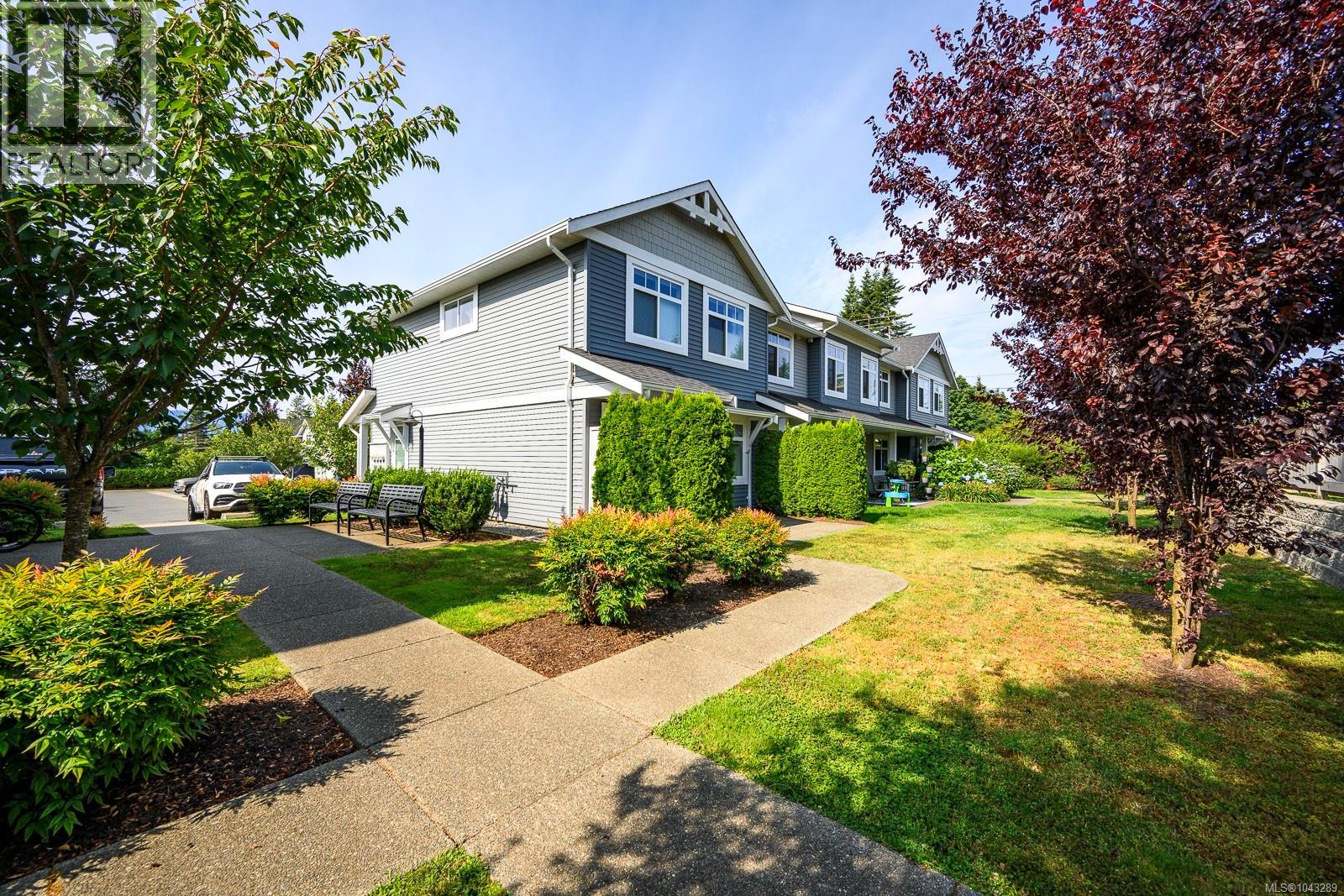 205 2485 Idiens Way, courtenay, British Columbia