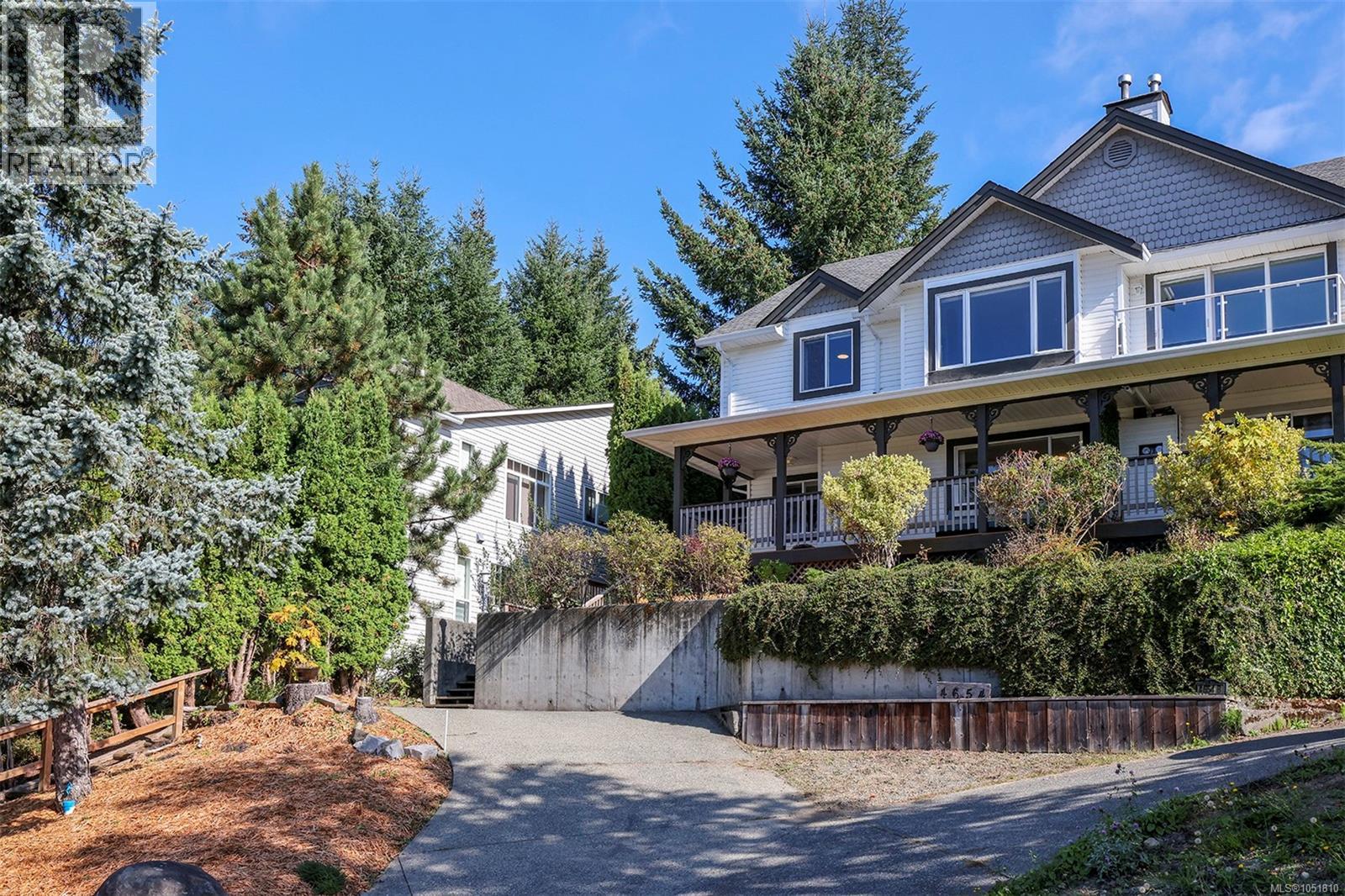 A 4654 Cruickshank Ave, courtenay, British Columbia
