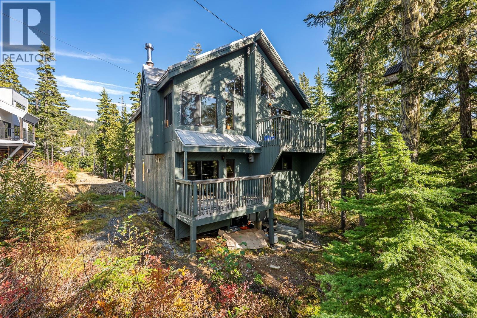 893 Clinton Wood Crt, courtenay, British Columbia